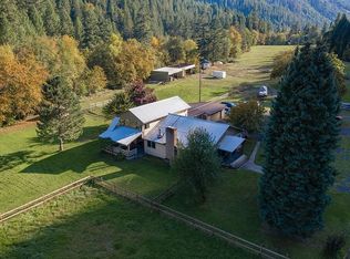 350 Sugar Pine Rd, Trail, OR 97541