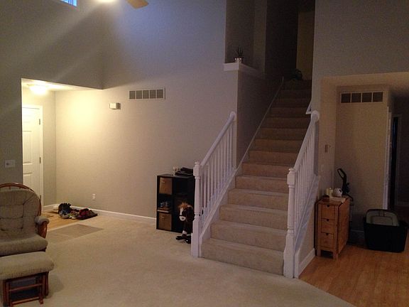 4th image of 181 Nicole Dr