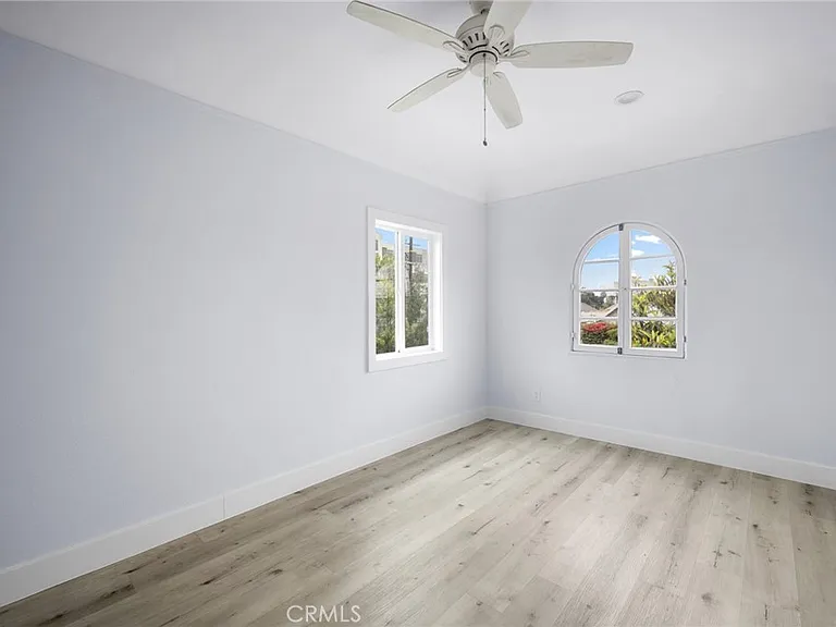 1641 S Catalina St #1/2 — Photo 14