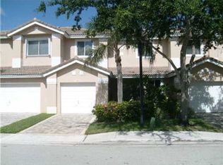 1056 SW 158th Way, Hollywood, FL 33027