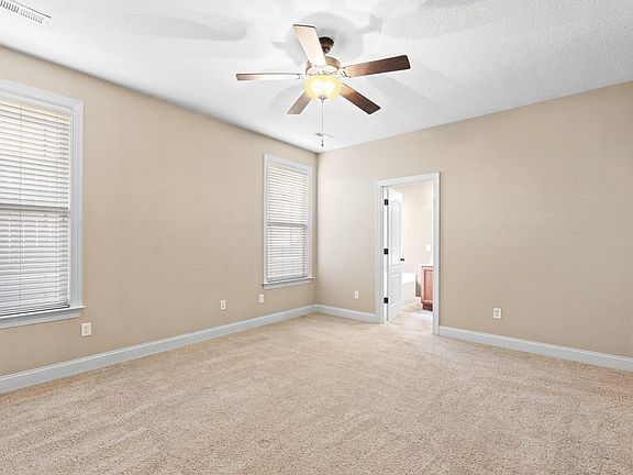 5th image of 47 Dolerite Dr