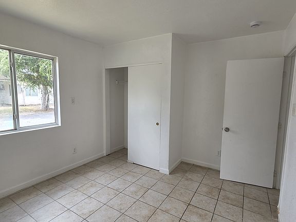 3rd image of 6317 Southmost Rd