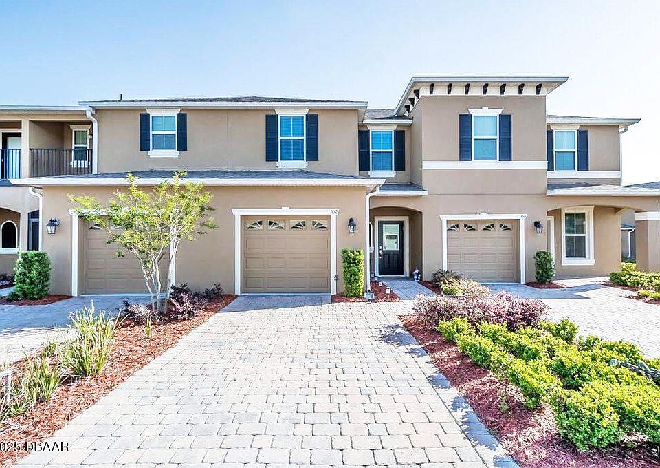 1st image of 102 Wentworth Grande Dr