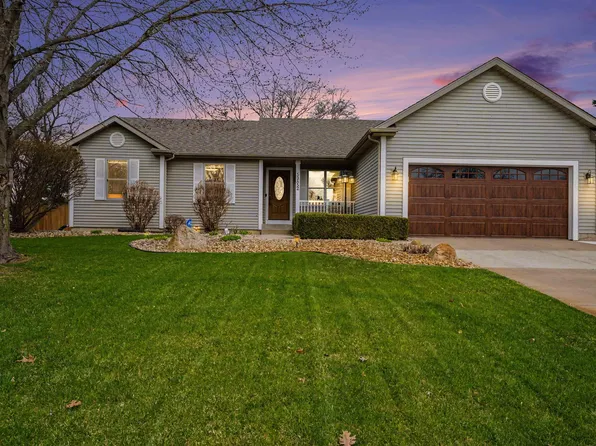 53852 Spring Mill Dr W, Elkhart, IN 46514