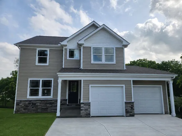 908 Eastern Ave, Bellefontaine, OH 43311