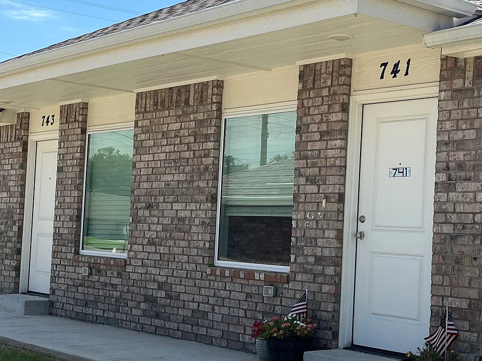 744 N Hodge St #744