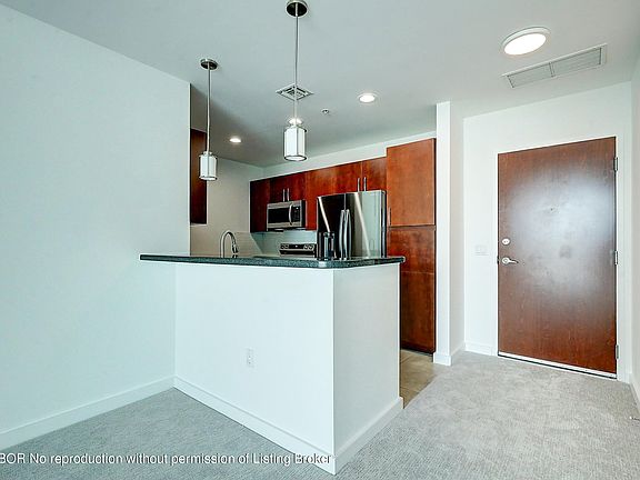 4th image of 300 S Australian Ave Unit 1604
