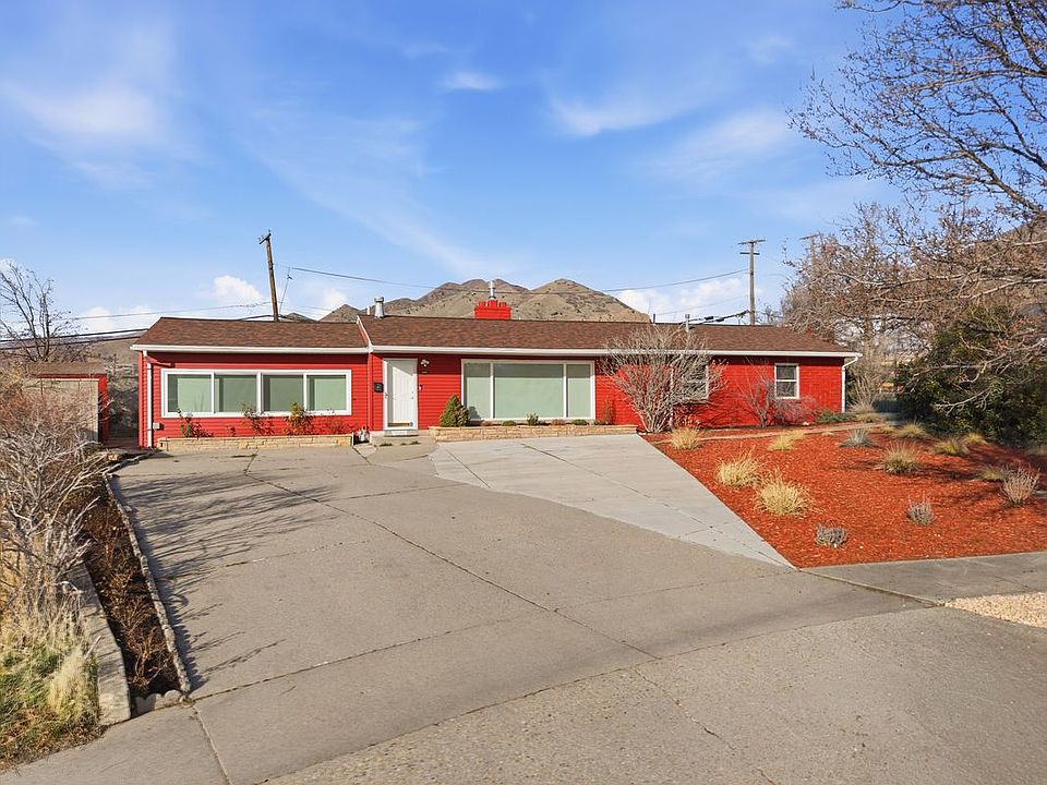 1st image of 2885 S Lorna Dr