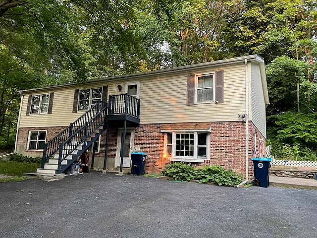 16 Whitney St #1