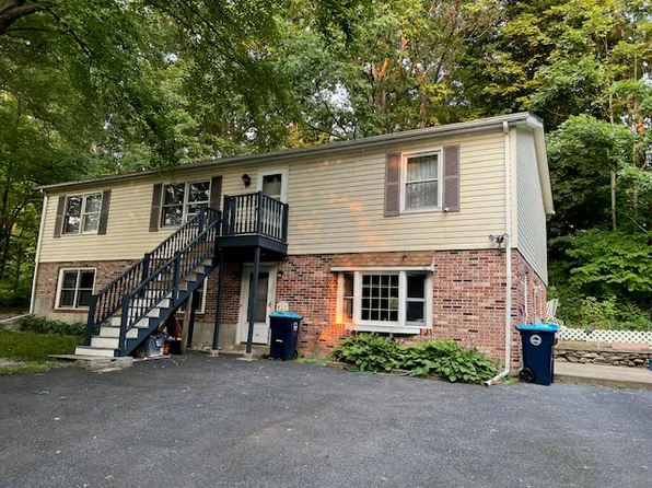 16 Whitney St #1, Shrewsbury, MA 01545