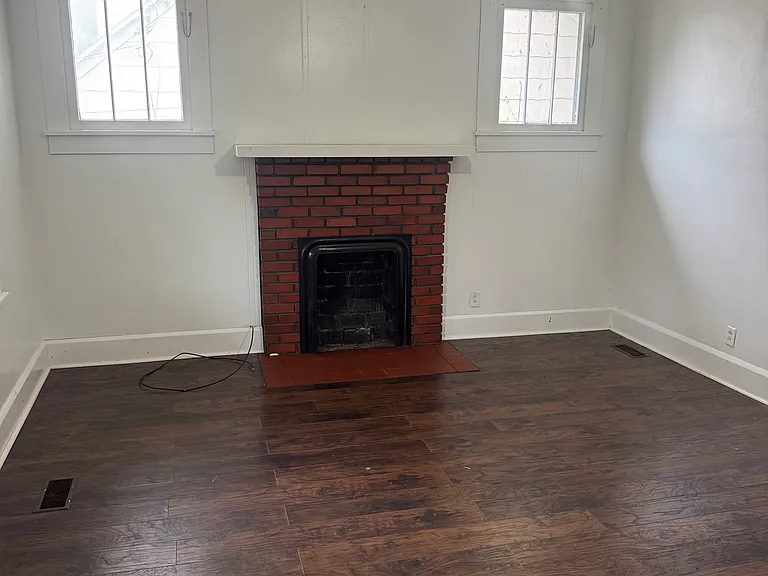 1027 Bryant St — Photo 4