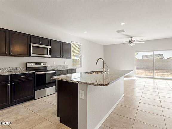 4th image of 29909 N YUCCA Drive