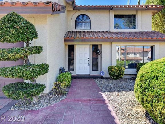 2nd image of 2917 Crystal Bay Dr