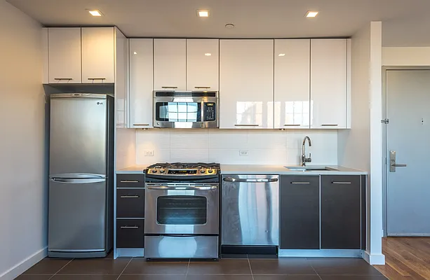 Rented by Nooklyn NYC LLC | media 33