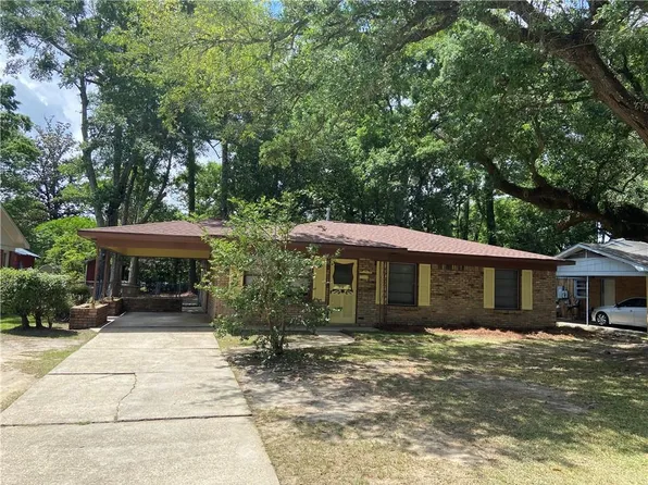 950 Emelda Dr, Mobile, AL 36606