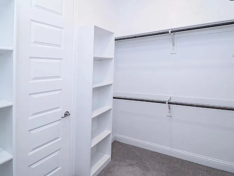 4311 Fall Blossom Dr — Photo 11