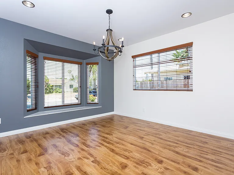 5009 Mansfield St — Photo 18