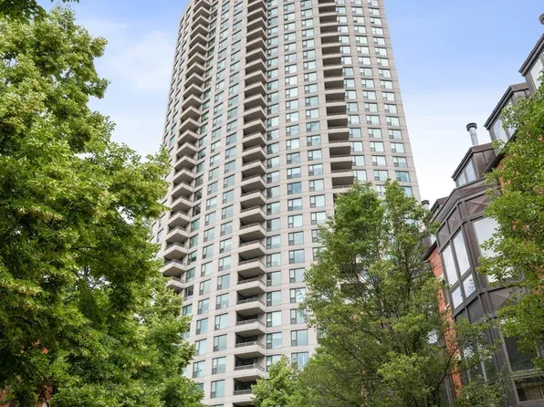 501 N Clinton St APT 2506, Chicago, IL 60654