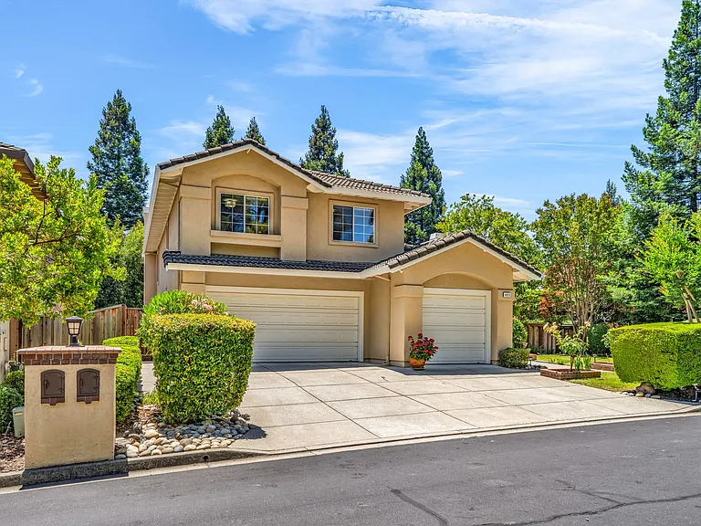 4020 Westminster Pl — Photo 1