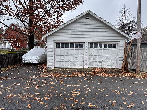 2nd image of 1759 Avenue B #1