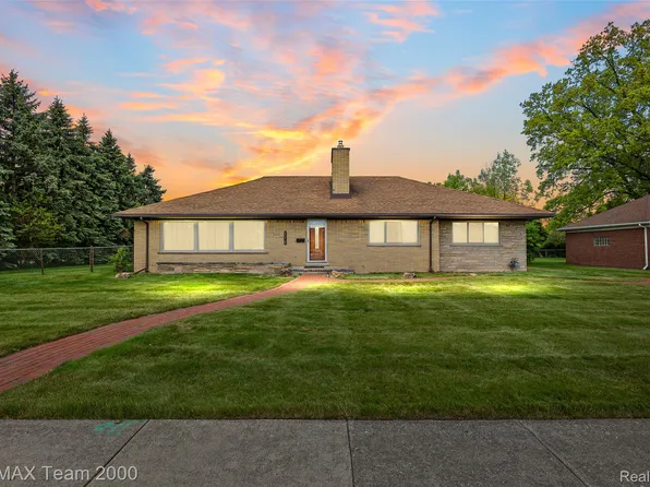111 Brentwood Dr, Dearborn, MI 48124