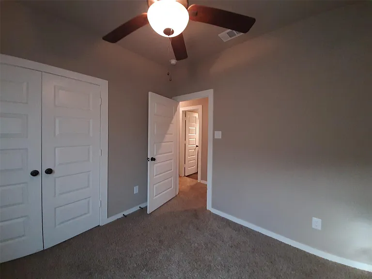 9733 Grosbeak Ln — Photo 11