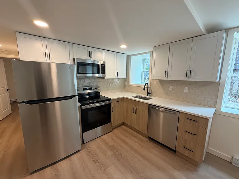 46 N Hamilton St #2 — Photo 7