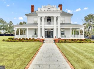 416 W Church St, Swainsboro, GA 30401