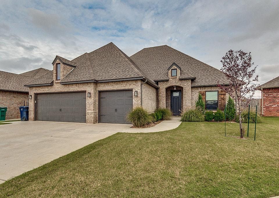1st image of 13804 Hutchinson Pl