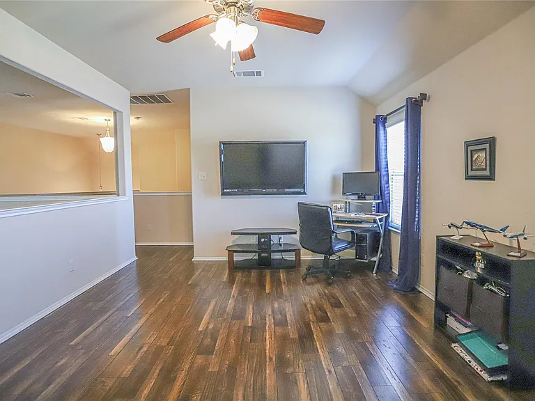 2182 Liriope Ln — Photo 25