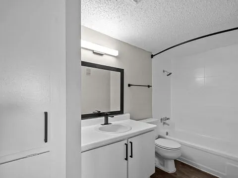 Kings Landing Apartments — Photo 21