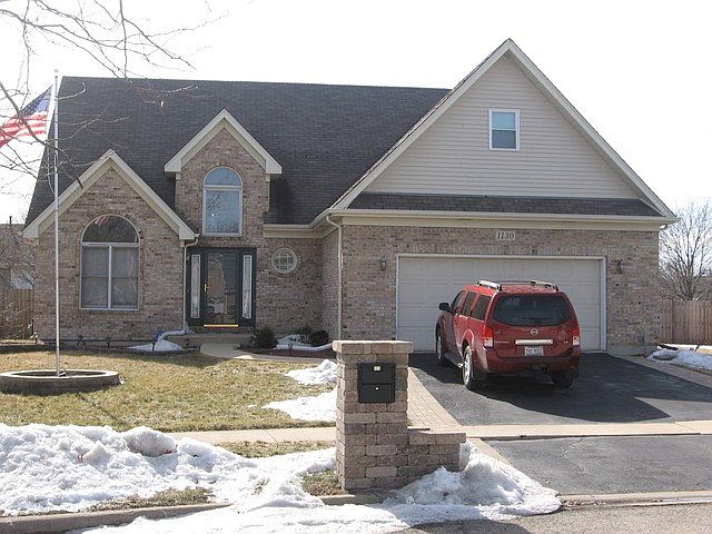 1st image of 1130 Newcastle Ln