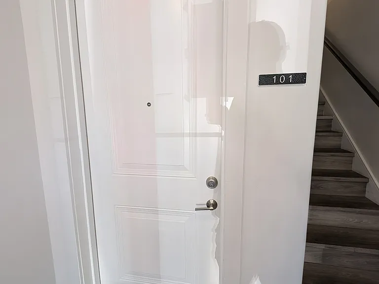 273 Oak St #101 — Photo 8