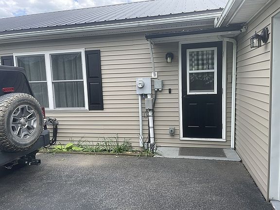 3rd image of 5974 Ross Ct