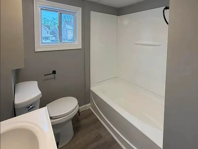 1-2 Monteleone Pl — Photo 12
