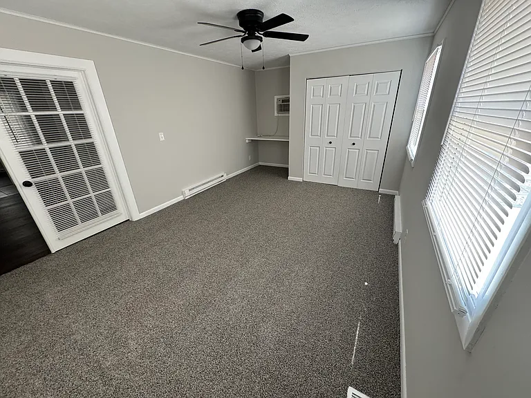 1932 Black Ave — Photo 11