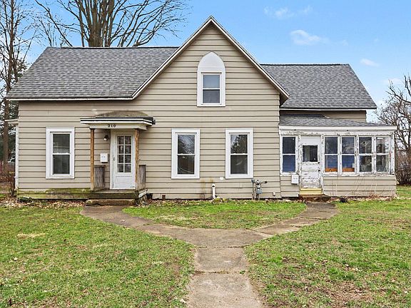 3rd image of 210 W Bennett St