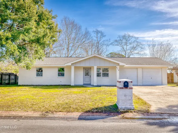 854 Lakewood Pl, Biloxi, MS 39532