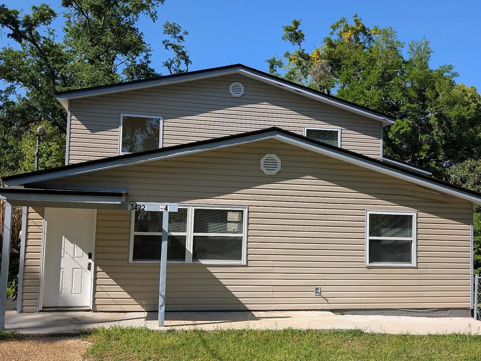 3 bed, 1600 sqft, $1,495 — Photo 3