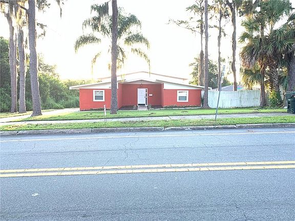 2nd image of 1323 Lake Bonny Dr W