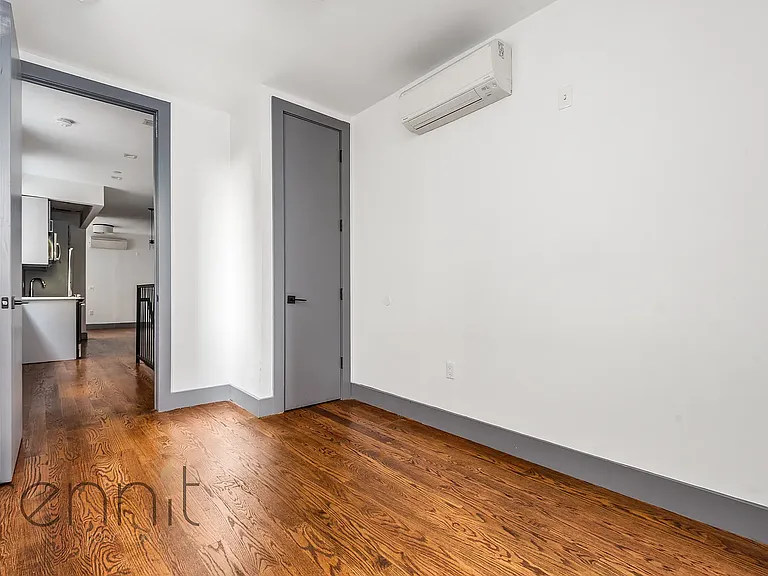 1014 Carroll St #102 — Photo 8