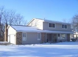 14151 Green View Ct, Eden Prairie, MN 55346