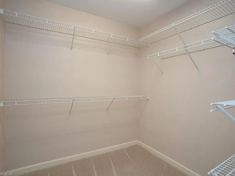 138 Greengable Way — Photo 28