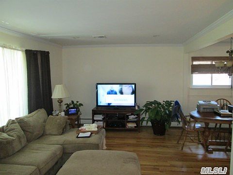 4th image of 34 Trescott Dr