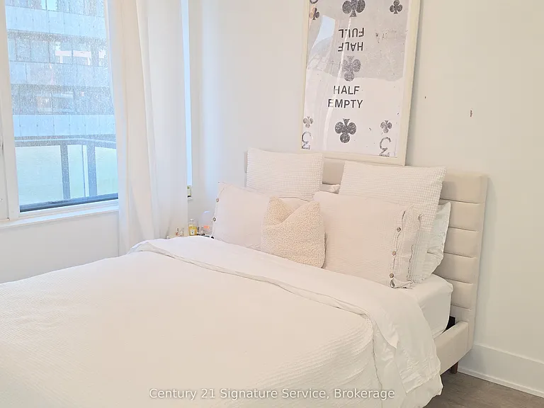 470 Front St W #1203 — Photo 6