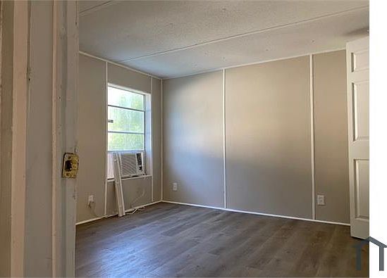 1st image of 122 Americana St