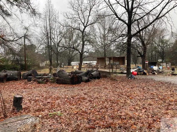 517 & 51 Fannin St, Maud, TX 75567