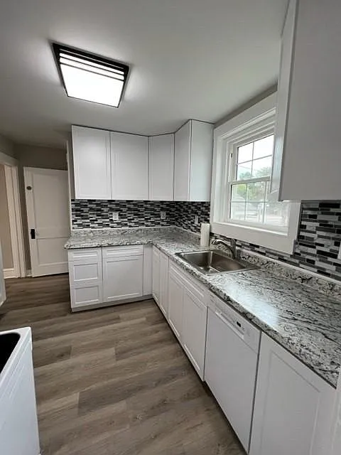 3 bed, 1588 sqft, $2,350 — Photo 4