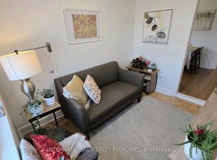 75 Auburn Ave #2, Toronto, ON M6H2L8