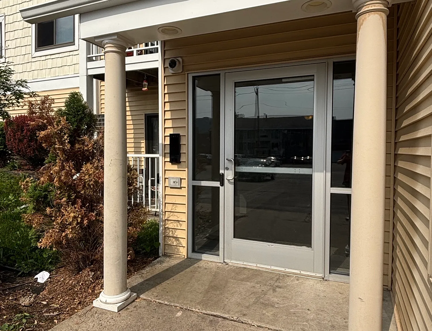 4 bed, $1,550 — Photo 4